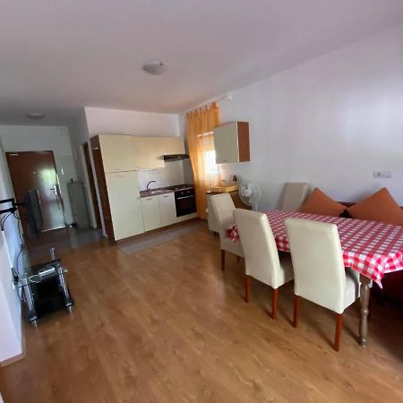 Renic Apartments نين المظهر الخارجي الصورة