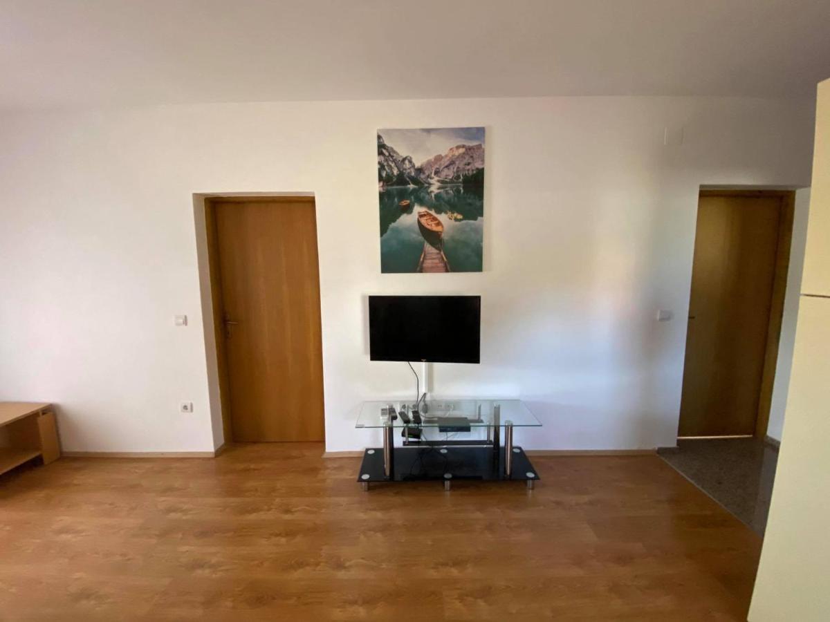 Renic Apartments نين المظهر الخارجي الصورة