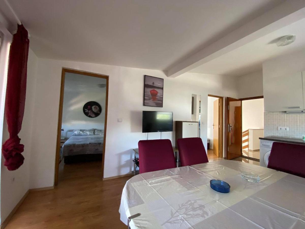 Renic Apartments نين المظهر الخارجي الصورة