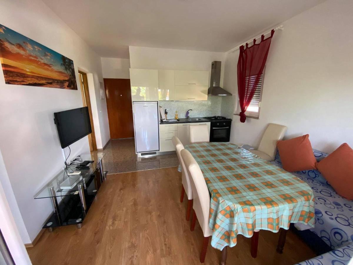 Renic Apartments نين المظهر الخارجي الصورة